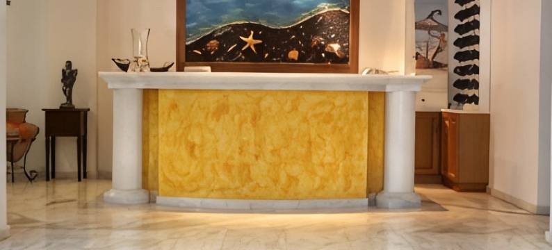 梅特迷村庄酒店(Meltemi Village Hotel)图片