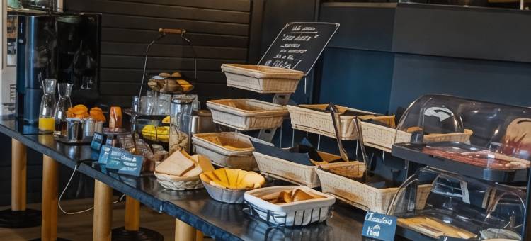 Cit'Hotel餐厅保龄球米洛(Cit'Hotel Restaurant du Bowling de Millau)图片