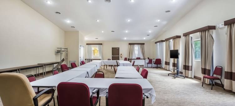 舒适套房酒店-费尔伯恩-近莱特帕特森空军基地(Comfort Inn & Suites Fairborn Near Wright Patterson AFB)图片