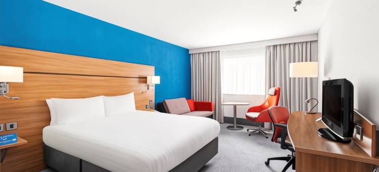 布伦特里智选假日酒店(Holiday Inn Express Braintree)图片