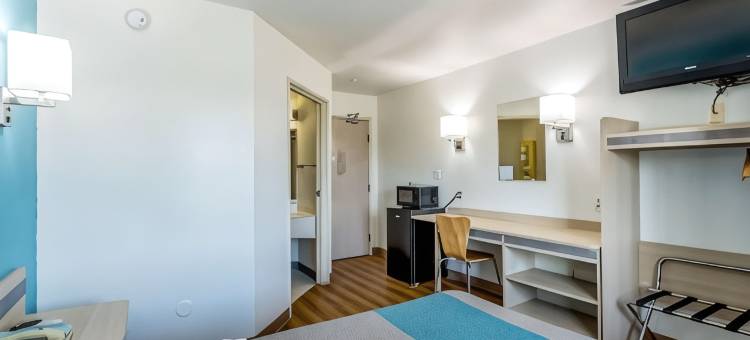 罗斯威尔6号汽车旅馆(Motel 6 Roswell, NM)图片