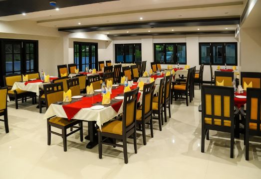 SajjoysHotel Overview