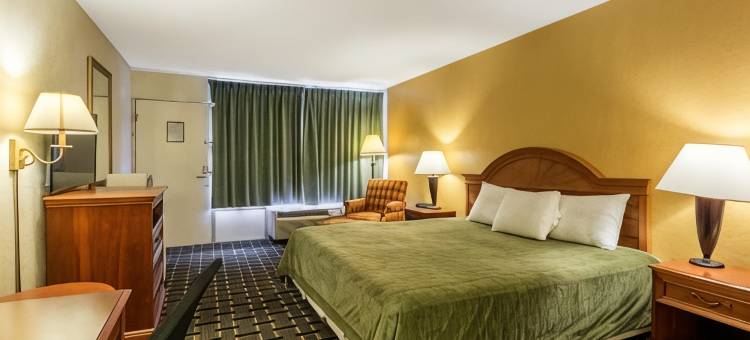 罗德威酒店-丹麦-杰克逊(Rodeway Inn Denmark-Jackson)图片