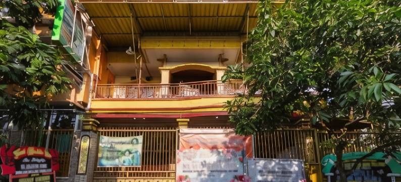 OYO 3727萨沃贾加尔加亚特里家庭旅馆(OYO 3727 Homestay Gayatri Sawojajar)图片