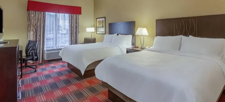 智选假日套房酒店草地滚球场(Holiday Inn Express & Suites Bowling Green)图片