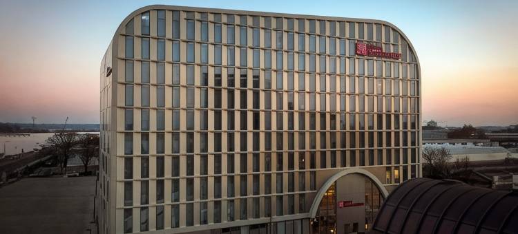 波尔多市中心希尔顿花园酒店(近波尔多圣让高铁站，嘉龙河景)(Hilton Garden Inn Bordeaux Centre)图片