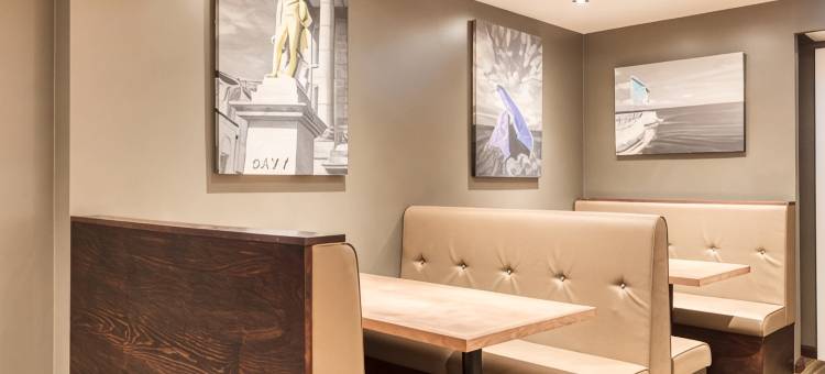 彭赞斯普瑞米尔酒店(Premier Inn Penzance)图片