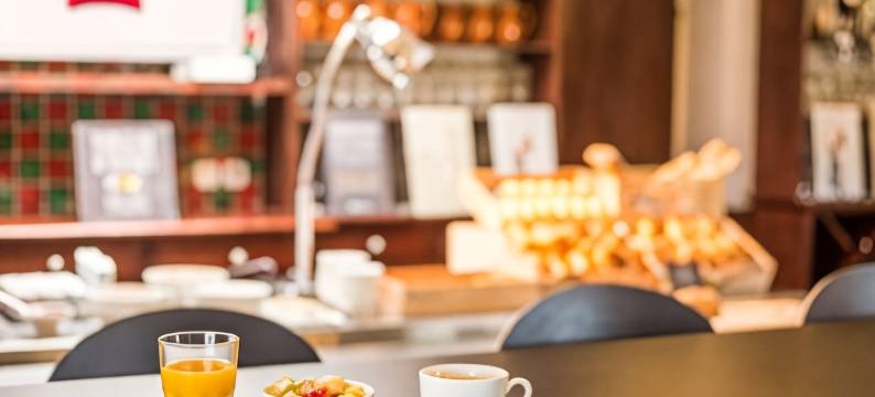 宜必思卡尔卡松 Est La Cité 酒店(Ibis Carcassonne Est la Cité)图片