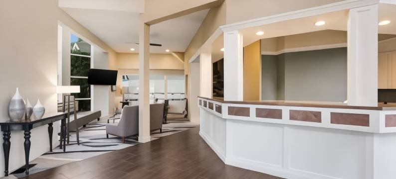 波恩特港湾湖滨贝斯特韦斯特酒店(Best Western Harbour Pointe Lakefront)图片