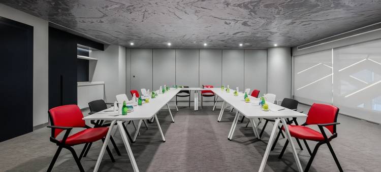 宜必思利雅得奥拉亚街酒店(Ibis Riyadh Hotel Al Muhammadiyah United Company Branch)图片