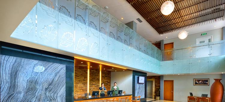 三宝垄橡树翡翠会议酒店(Oak Tree Emerald Hotel & Conventions Semarang)图片