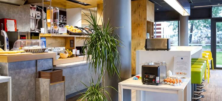 宜必思快捷日内瓦圣热尼普伊酒店(Ibis Budget Saint-Genis-Pouilly Genève)图片