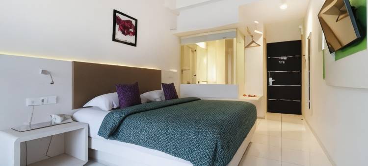 新埠头德瓦尔纳会议酒店(Dewarna Hotel and Convention Bojonegoro)图片