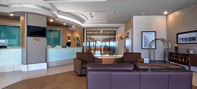 耶洛奈夫凯艺套房酒店(Quality Inn & Suites Yellowknife)图片