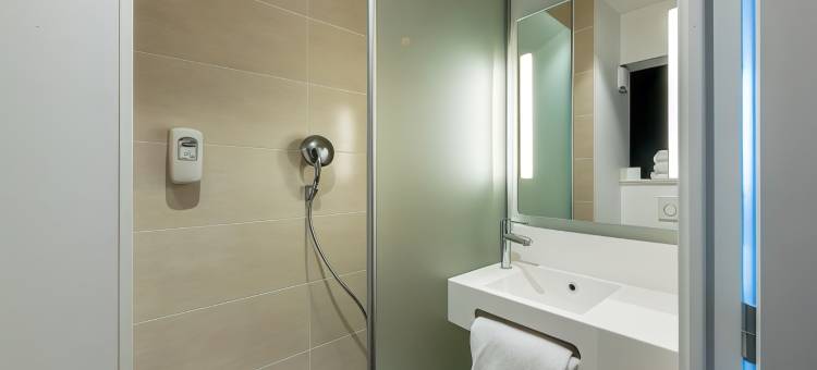 B&B Hotel Cluses Sud图片