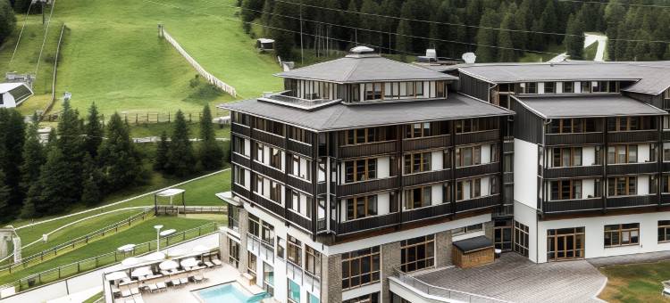 克里斯托洛法肯斯特诺酒店(Falkensteiner Aktiv & Familienhotel Cristallo)图片