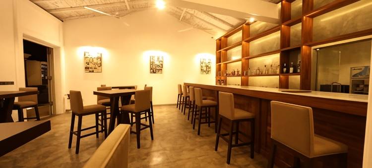 乌纳瓦图纳塔勒佩埃拉海滩酒店(Era Beach)图片