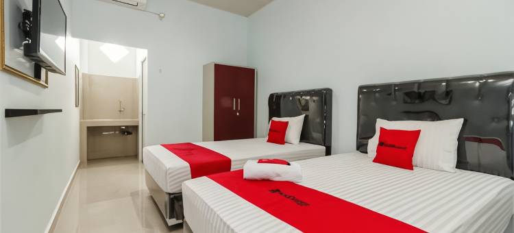 红多兹Plus酒店-近巨港埃肯购物中心2号(RedDoorz Plus Near Palembang Icon Mall 2)图片