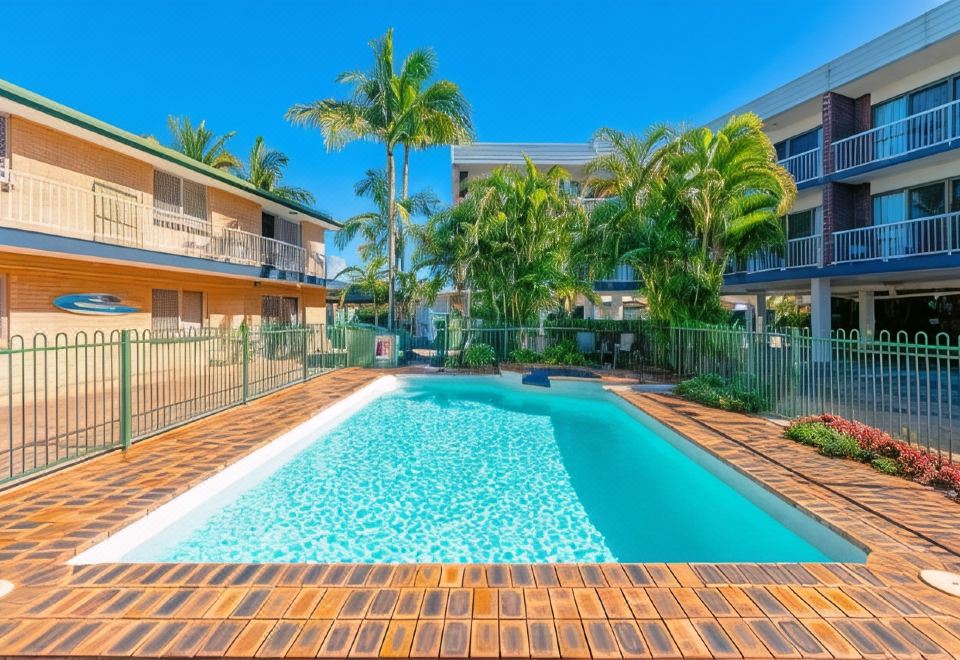 Red Star Palm BeachHotel Overview