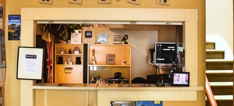 普林斯阿尔伯特巴克帕克斯安德巴尔(The Prince Albert Backpackers & Bar)图片