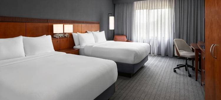 代顿大学万怡酒店(Courtyard Dayton-University of Dayton)图片