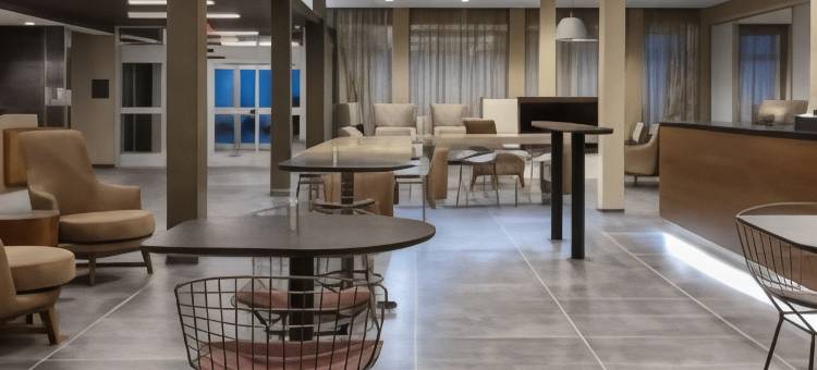 印第安纳波利斯西部赛道万豪万怡酒店(Courtyard Indianapolis West-Speedway)图片