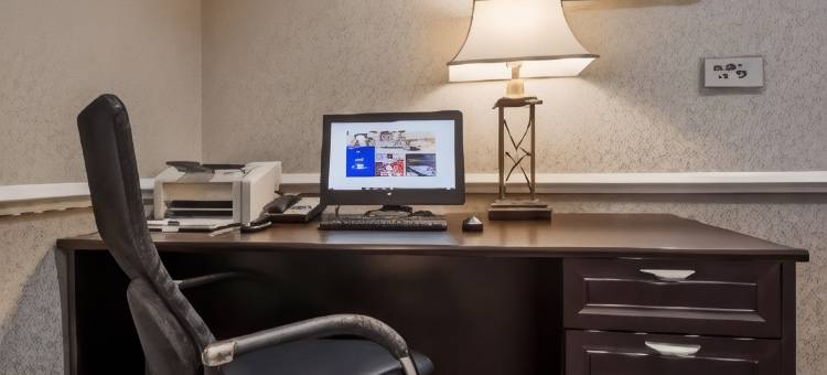 五月港贝斯特韦斯特套房酒店(Best Western Mayport Inn  Suites)图片