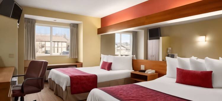 拉斐特温德姆戴斯套房酒店(Days Inn & Suites by Wyndham Lafayette IN)图片