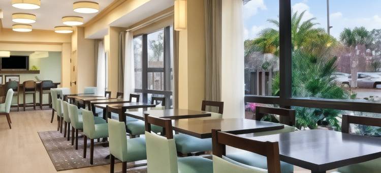 希尔顿欢朋酒店-斯莱德尔(Hampton Inn Slidell)图片