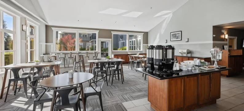 韦斯利贝斯特韦斯特优质套房酒店(Best Western Wesley Inn  Suites)图片