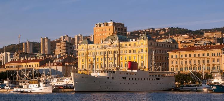 码头水上旅馆(Botel Marina)图片