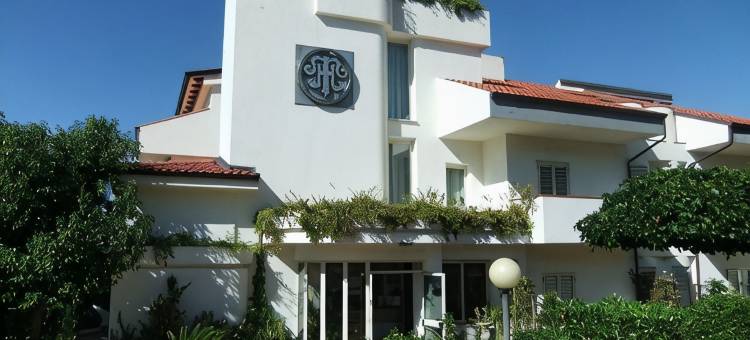 第勒尼安海酒店(Hotel Tirreno)图片