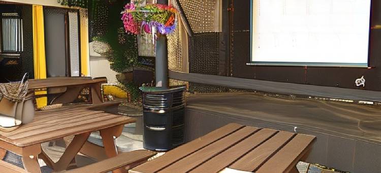 费德斯通酒吧和住宿加早餐旅馆(Fiddlestone Bar and B&B)图片