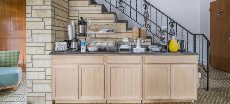 温特黑文湖泊群罗德威套房旅馆(Rodeway Inn & Suites Winter Haven Chain of Lakes)图片