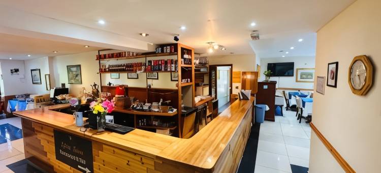 盖特威克橡子小屋旅馆(Acorn Lodge Hotel Gatwick & Parking)图片