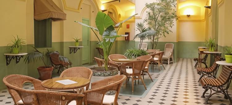 半岛酒店(Hotel Peninsular)图片