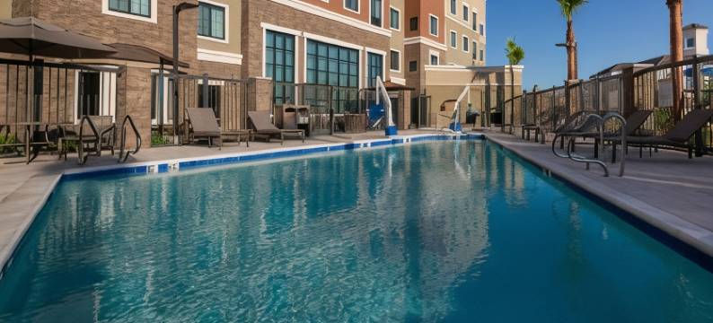 凤凰城比尔特莫尔区Staybridge Suites(Staybridge Suites PHOENIX – BILTMORE AREA by IHG)图片