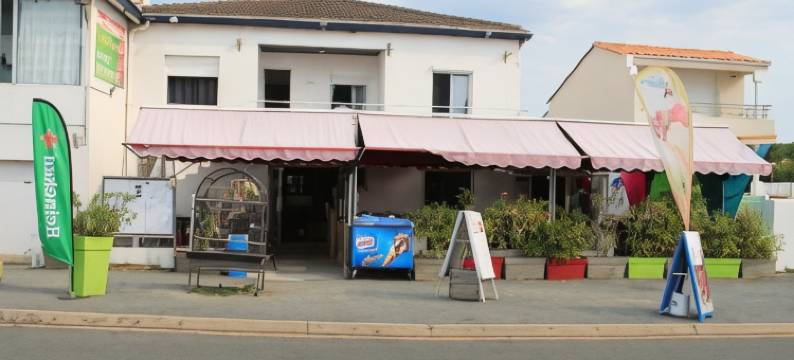 金佩蒂特邦赫酒店(Au Petit Bonheur)图片