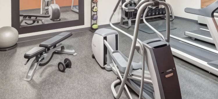 锡达拉皮兹北欢朋套房酒店(Hampton Inn & Suites Cedar Rapids - North)图片