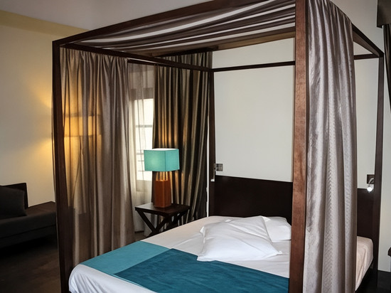 马丁胡马诺Spa酒店