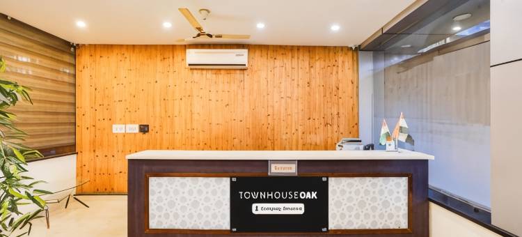 Townhouse Oak Silver City Chowk Formerly HW Residency图片