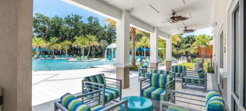 Upstay - 魔法大宅，带泳池、水疗、影院和游戏(Upstay - Magic Mansion w Pool-spa-cinema-games)图片