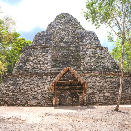 墨西哥墨西哥城国立人类学博物馆+塔斯科圣普里斯卡教堂+坎昆坎昆海滩12日10晚私家团