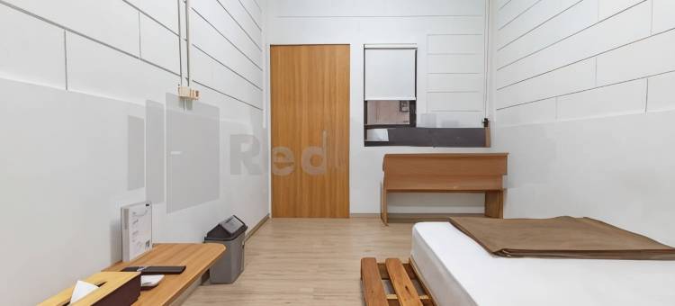 万塔丽文万隆红帕特纳(Manta Living Bandung RedPartner)图片