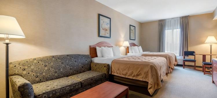 本顿德拉芬维尔凯艺套房酒店(Quality Inn & Suites Benton - Draffenville)图片