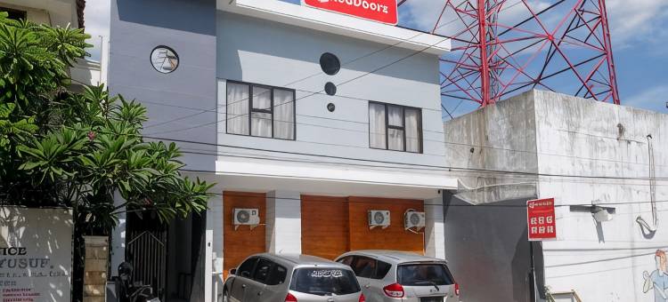 红门酒店-近三宝垄腾特雷姆商场(RedDoorz Near Tentrem Mall Semarang)图片