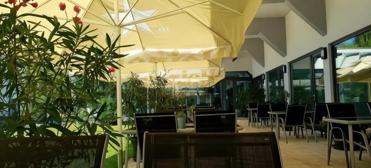 查包克度假村和湖泊酒店(Hotel Csopak Resort & Lake)图片