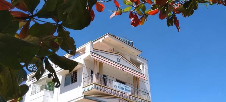 阿鲁维酒店(Aruvi Hotel)图片
