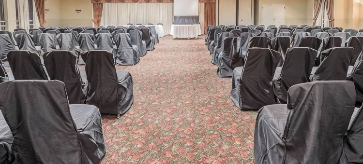 丹维尔温德姆戴斯会议酒店(Days Hotel by Wyndham Danville Conference Center)图片