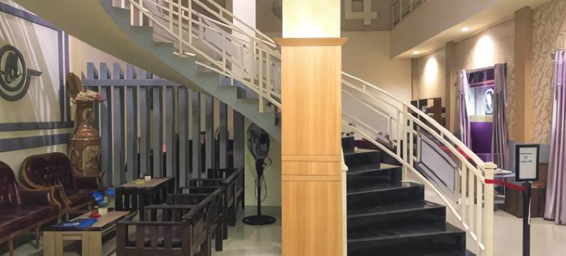 平朗MS酒店(MS Hotel Pinrang Mitra RedDoorz)图片